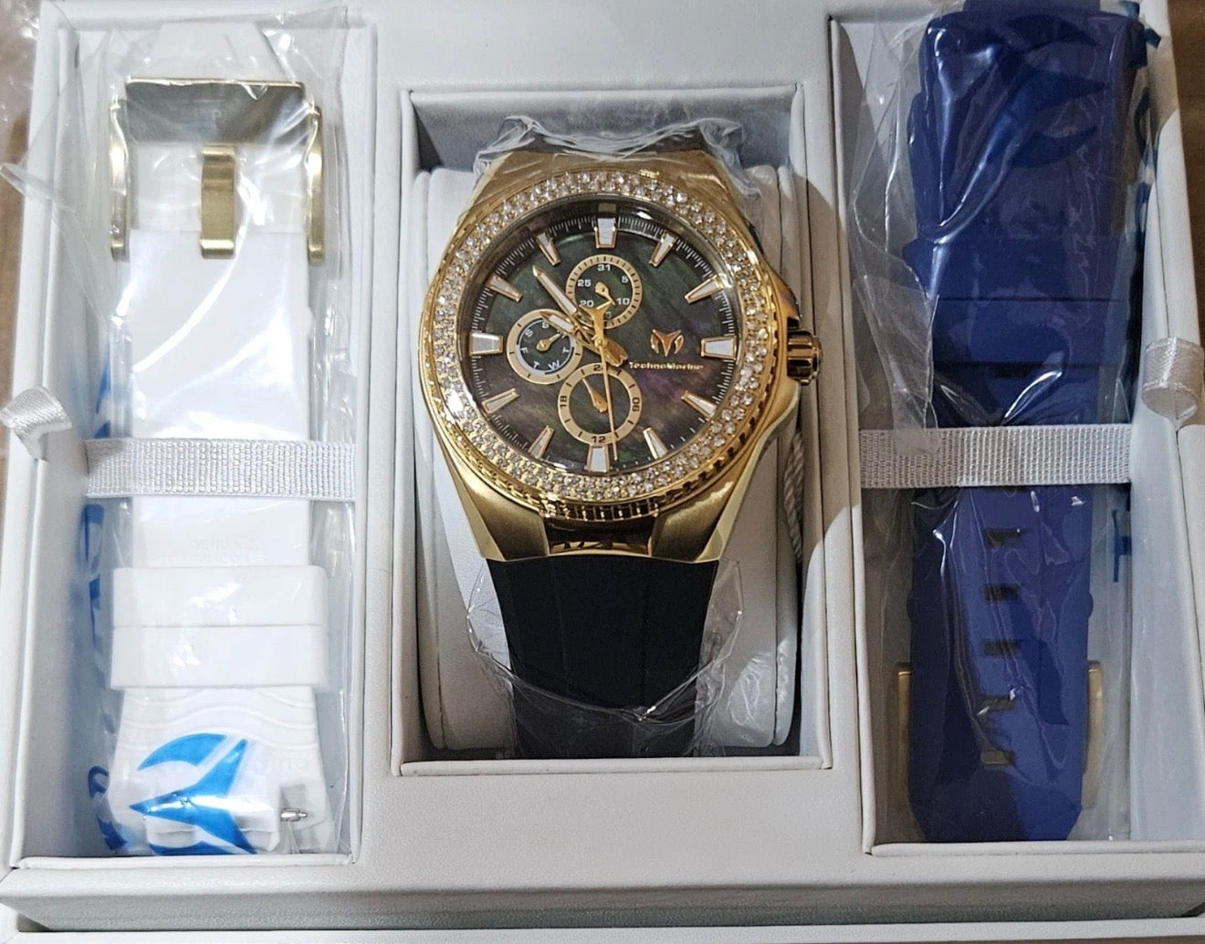 TechnoMarine Cruise California TM 124025 0.5 Carat Diamond Mother ofPearl Dial
